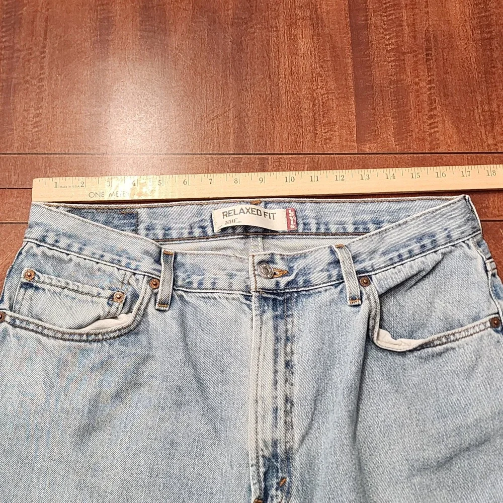 Levi's Jeans Mens 36x34 Light Wash 550 Relaxed Fit Tapered Leg Denim Casual